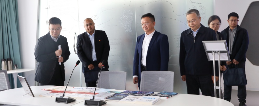 侯景濱帶隊赴河北金融學(xué)院走訪交流